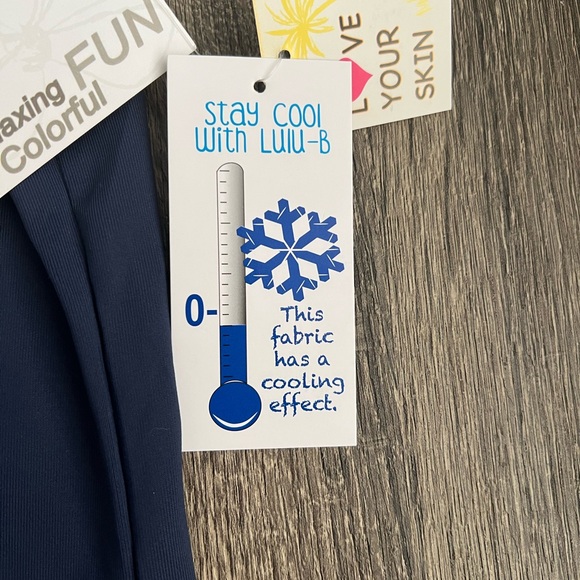 Lulu B UPF 50+ Cooling Sleeveless Mock Neck Zip Tank Top Navy Blue Small NWT - Picture 10 of 12